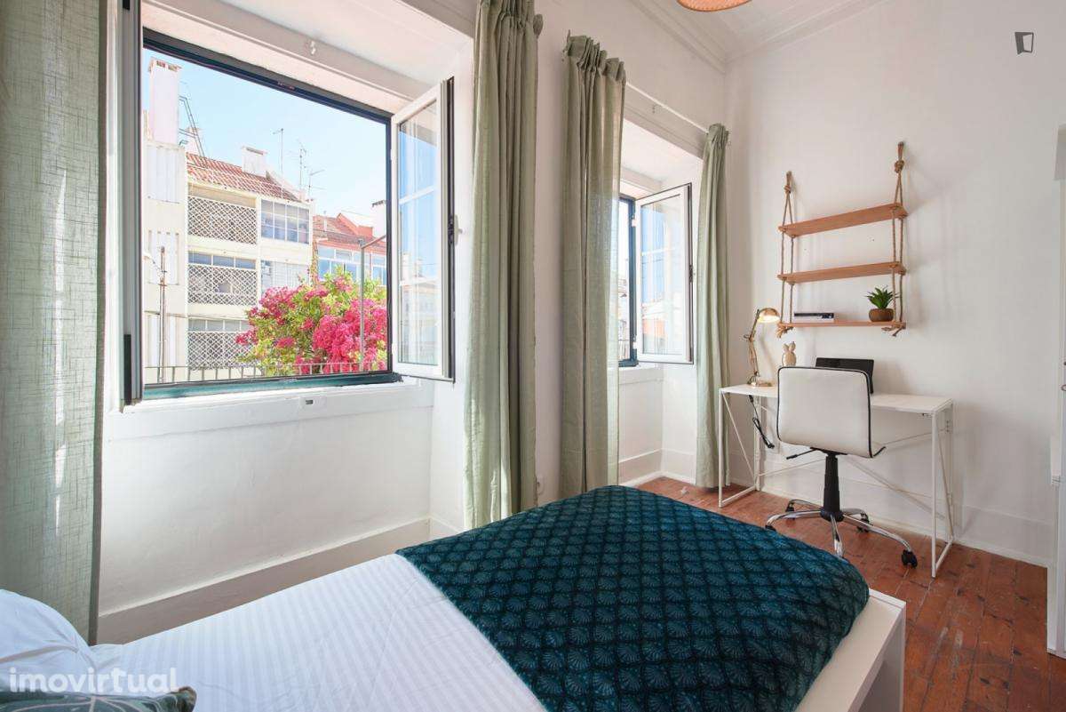 Quarto - localizado em Ajuda Lisbon - Grande imagem: 2/26