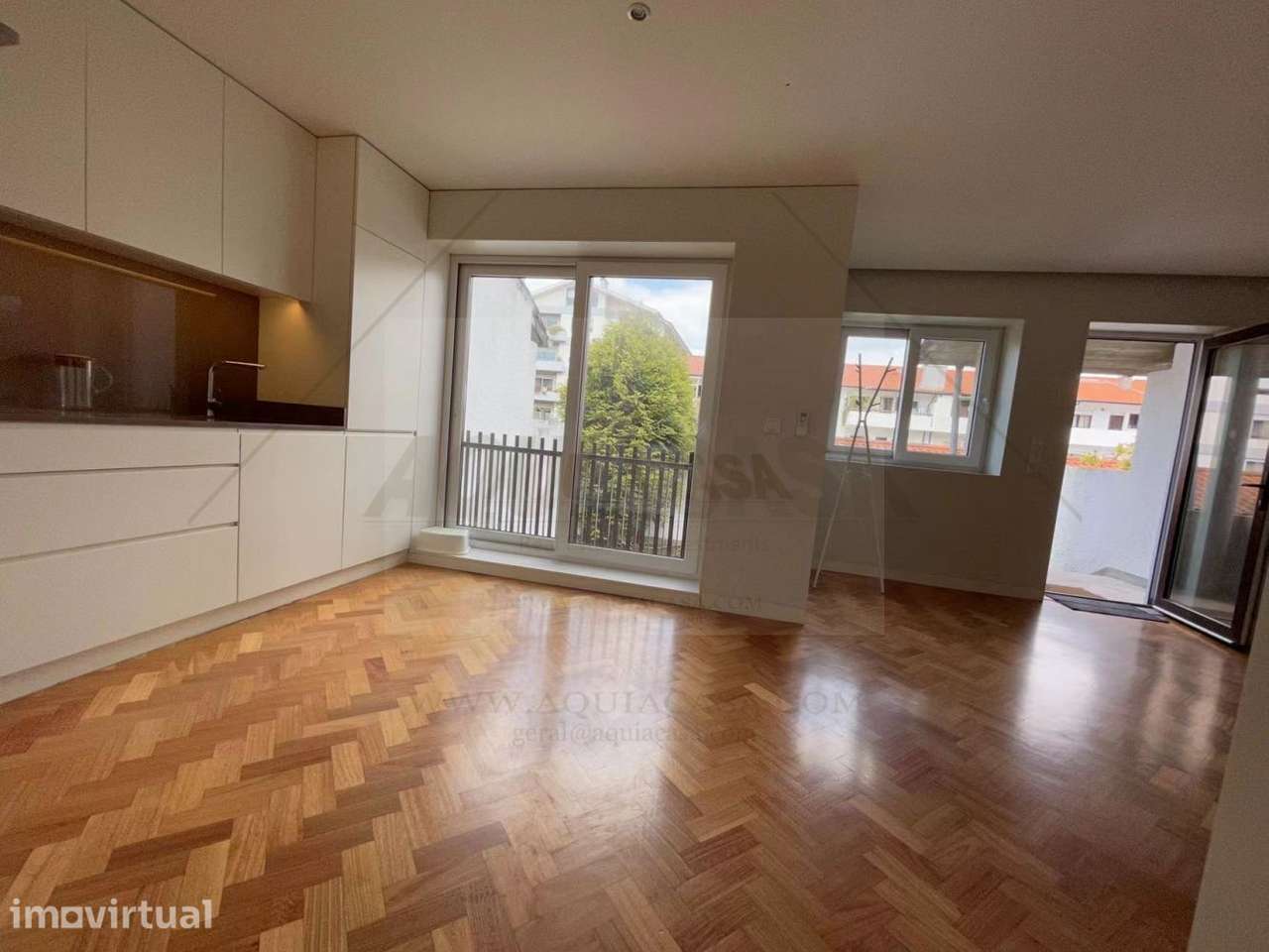 T2 Apartamentos com Jardim ao lado Norteshopping/5 mins a praia - Grande imagem: 3/24