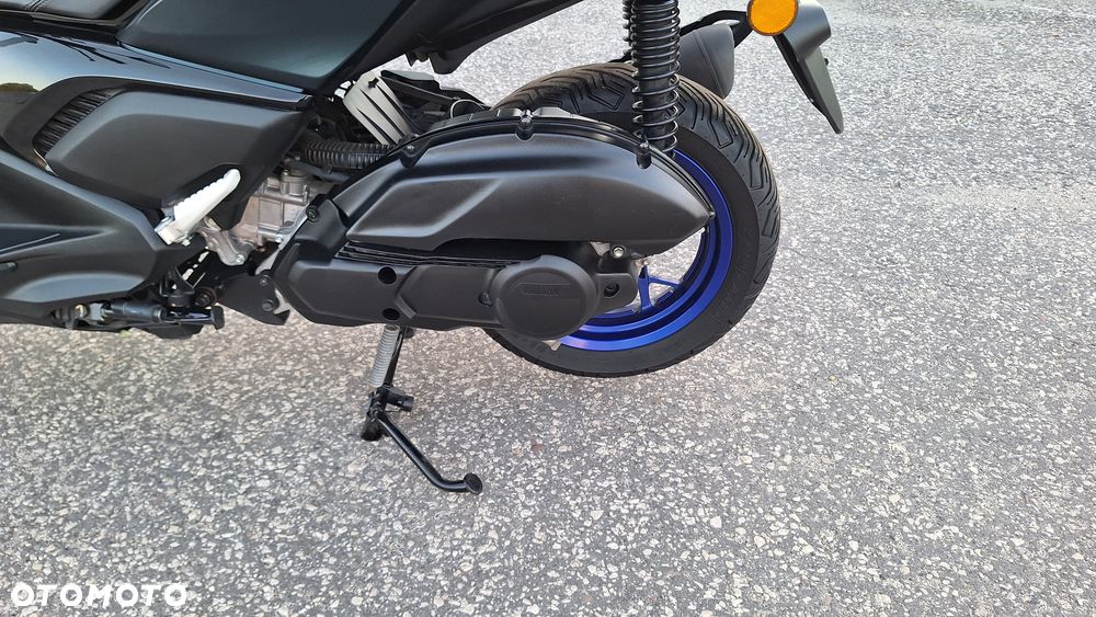 Yamaha X-max - 7