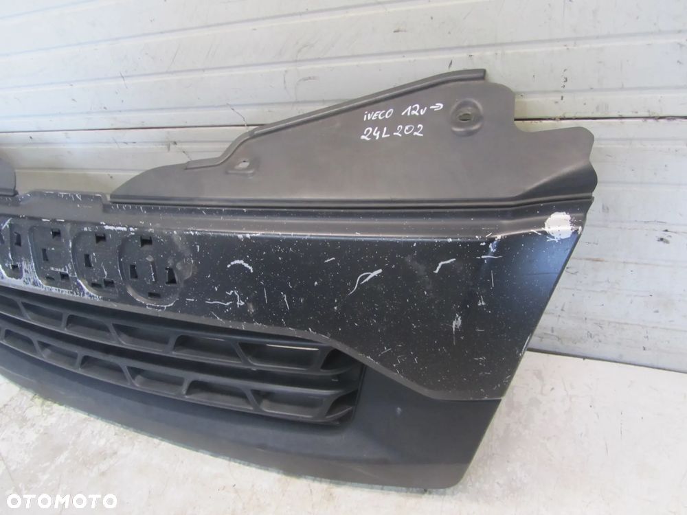 iveco daily 12r->grill atrapa - 2