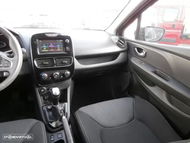 Renault Clio Sport Tourer 0.9 TCE Confort - 13