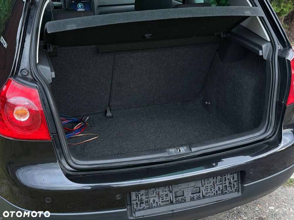 Volkswagen Golf - 19
