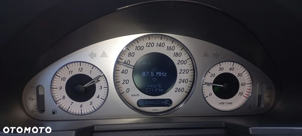 Mercedes-Benz Klasa E 200 Kompressor Automatik Avantgarde - 39