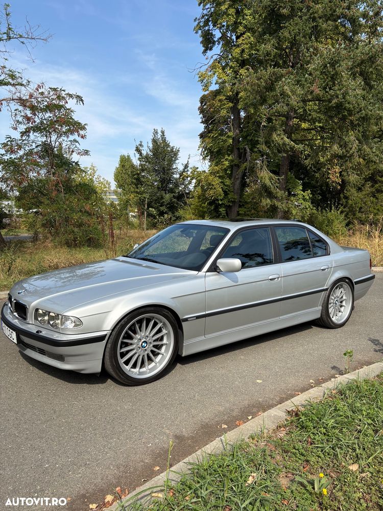 BMW Seria 7 2000 photo 2