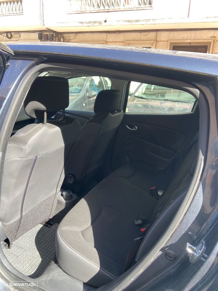 Renault Clio 1.2 Zen - 9