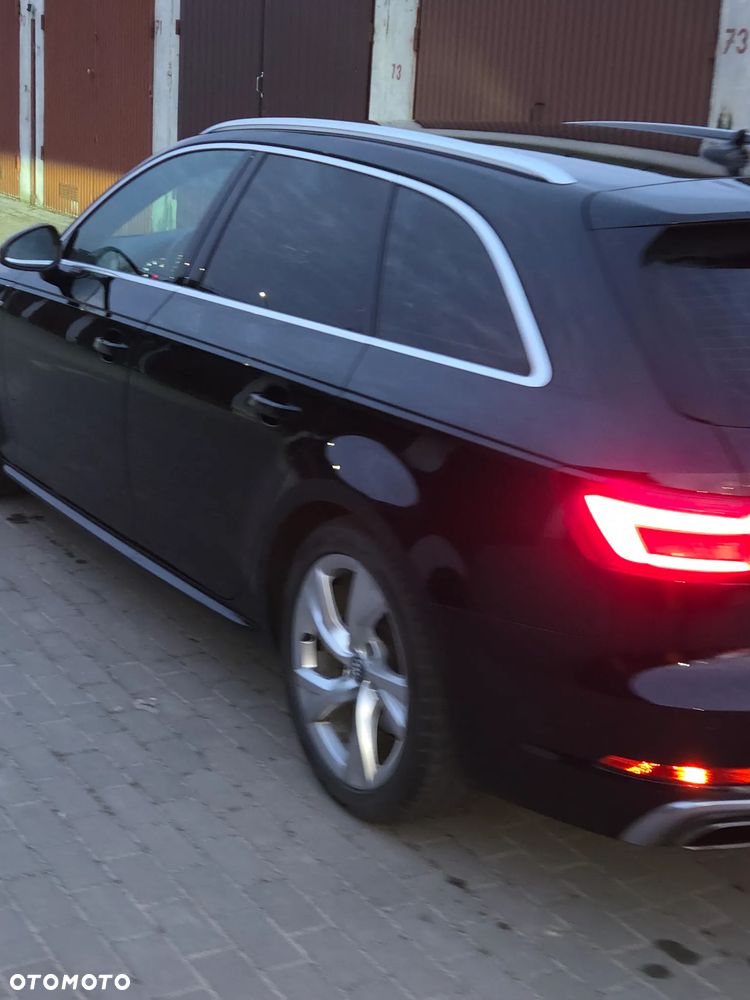 Audi A4 Avant 40 TFSI S tronic S line - 34