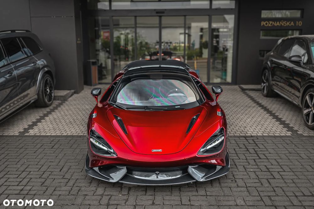 McLaren 765LT Spider - 8