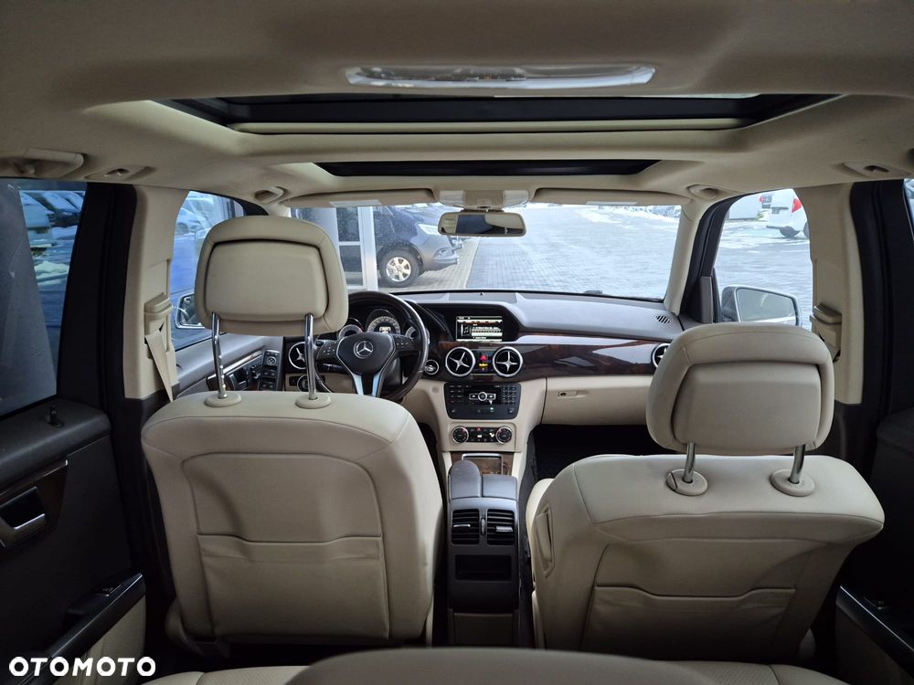 Mercedes-Benz GLK 350 4-Matic - 22