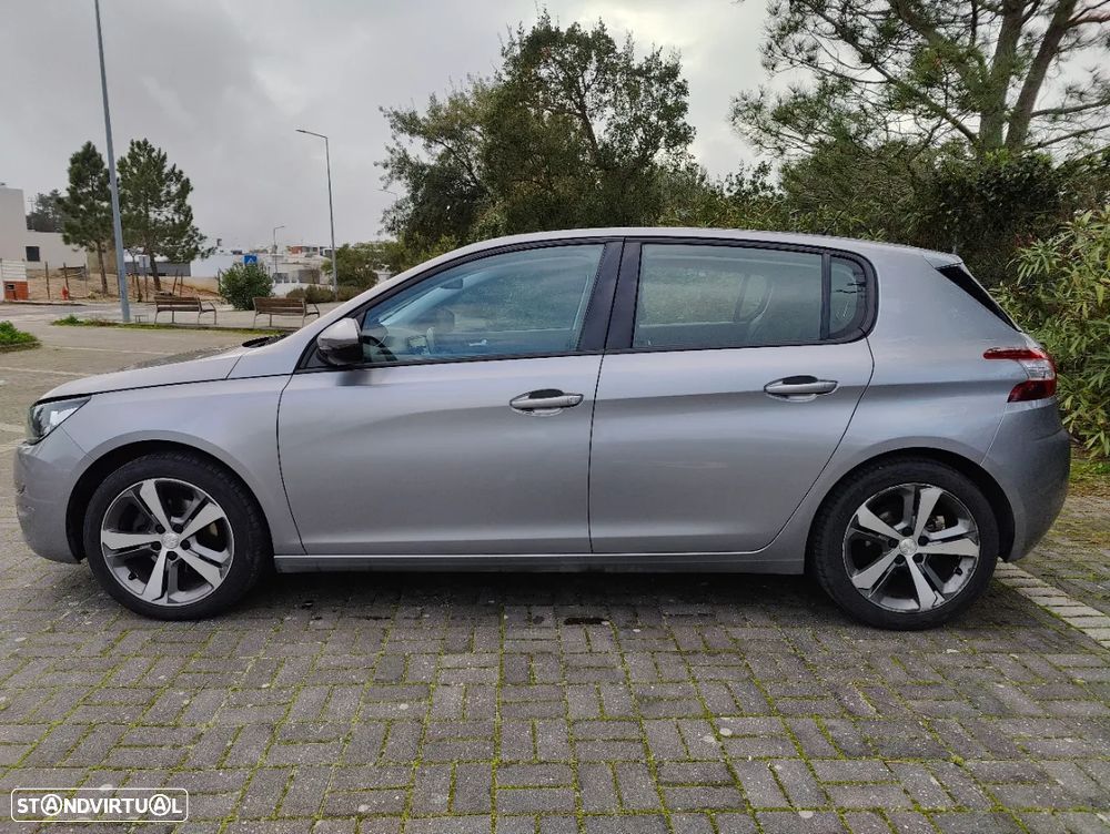 Peugeot 308 - 4