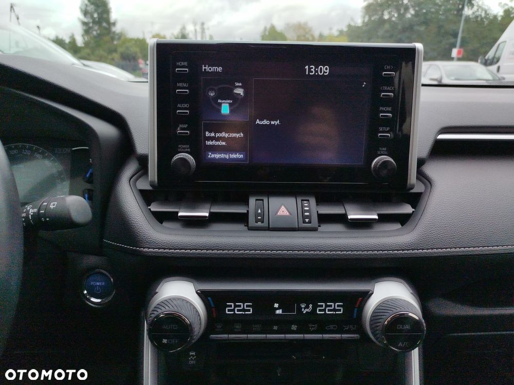 Toyota RAV4 - 13