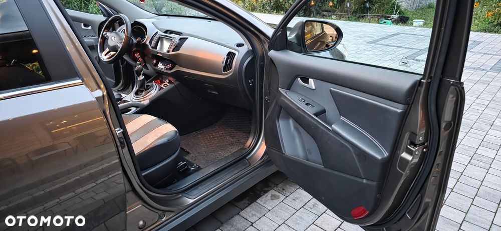 Kia Sportage 2.0 CRDI L AWD - 8