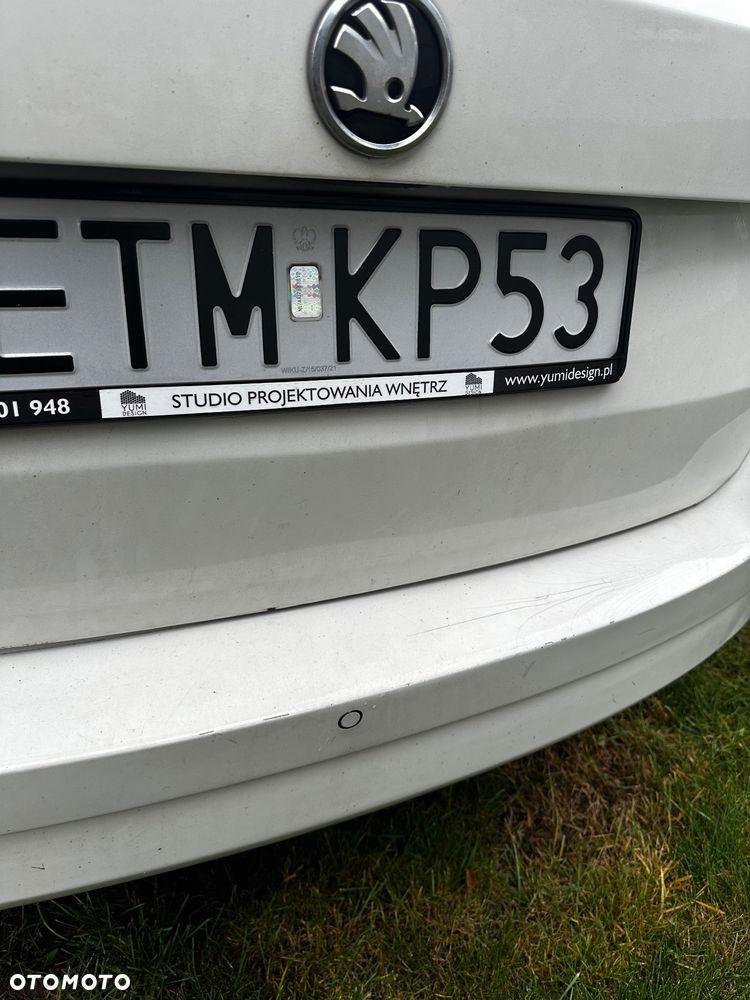 Skoda Fabia 1.2 TSI Active DSG - 8