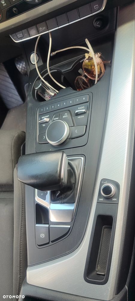 Audi A4 Avant 2.0 TDI Quattro Design S tronic - 11