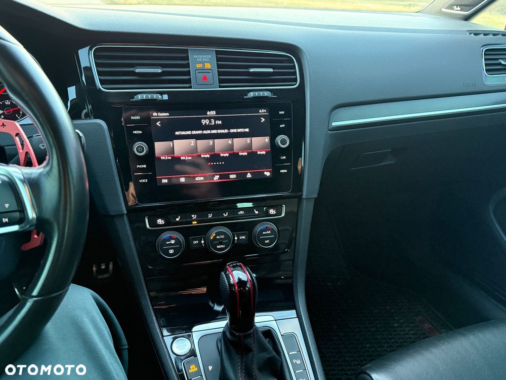 Volkswagen Golf 2.0 TSI OPF DSG GTI - 21