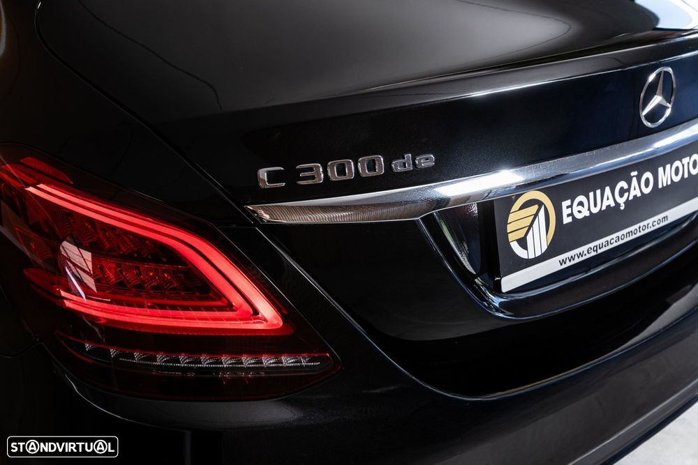Mercedes-Benz C 300 de AMG Line - 9