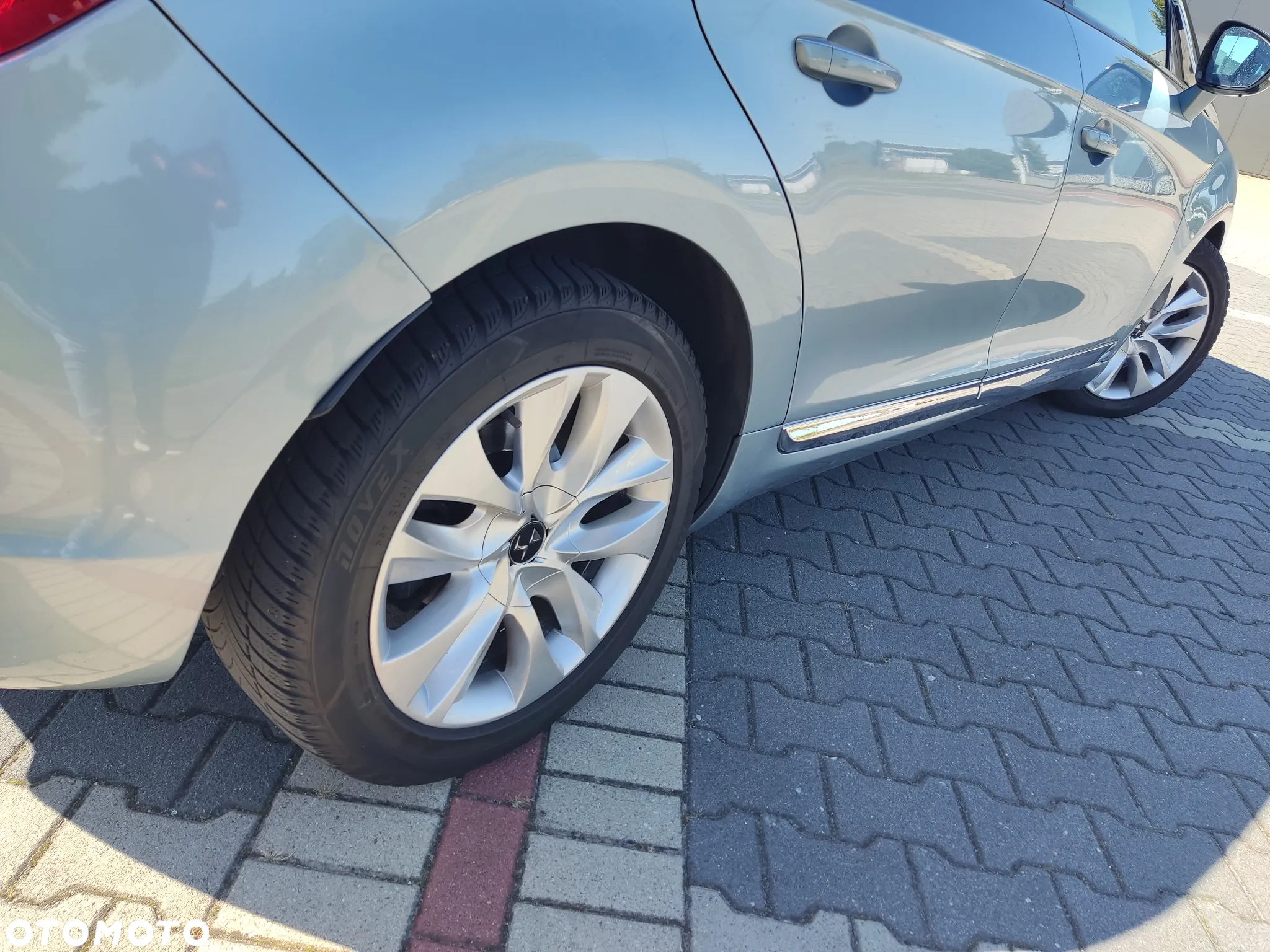 Citroën DS5 HDi 165 Business - 10
