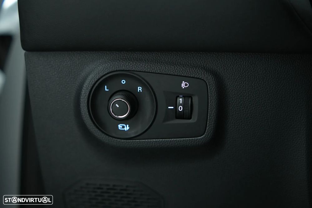 MG ZS EV 72.6 kWh Luxury - 31