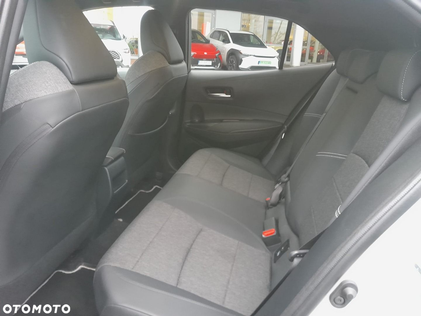 Toyota Corolla - 14