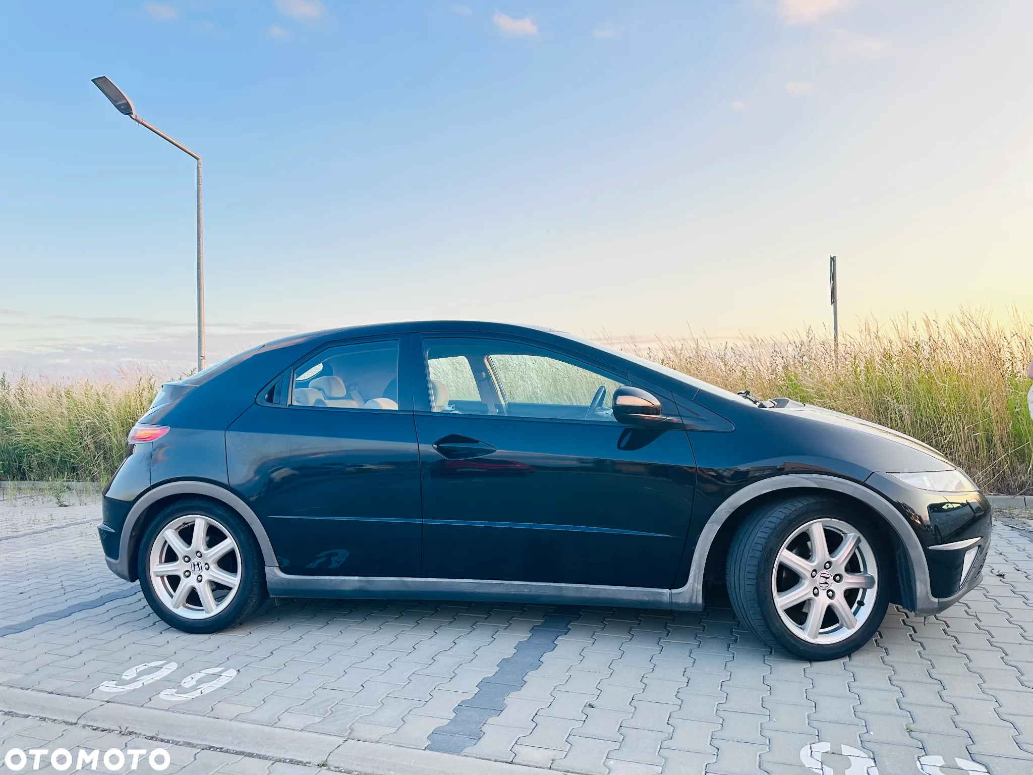 Honda Civic 1.8 Comfort - 21
