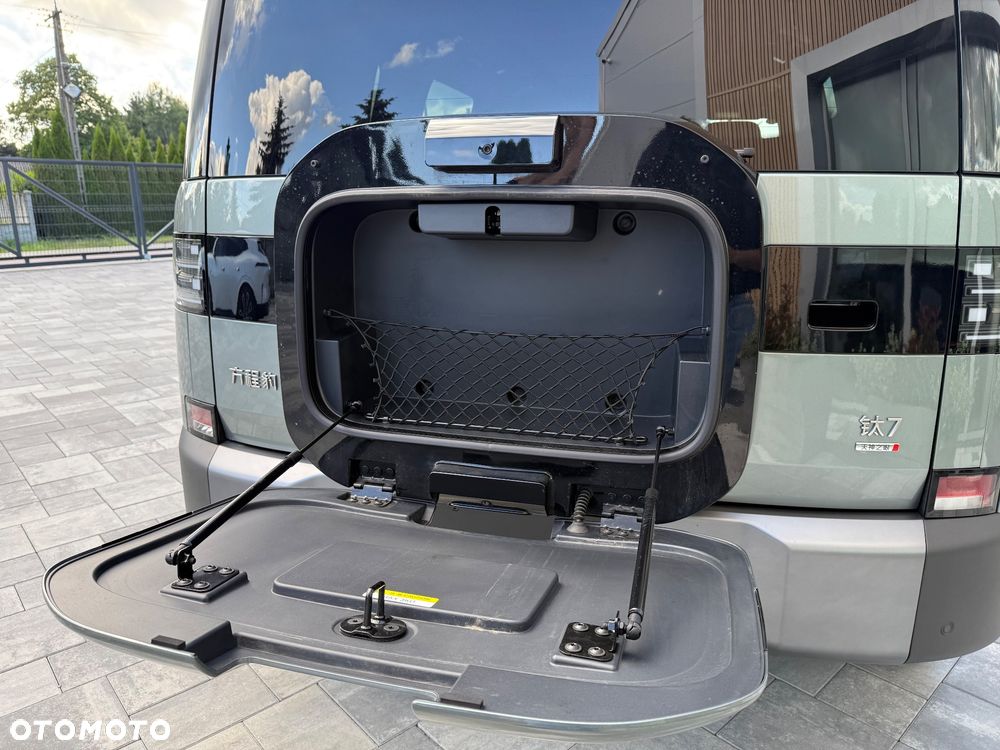BYD Leopard 7 - 16