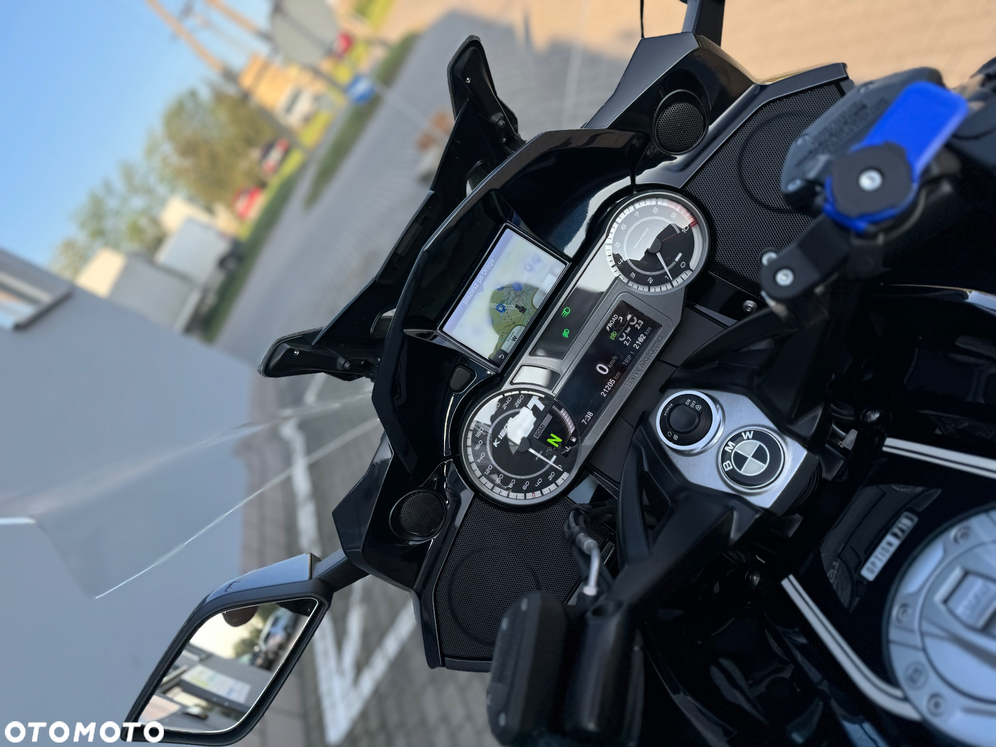 BMW K - 9