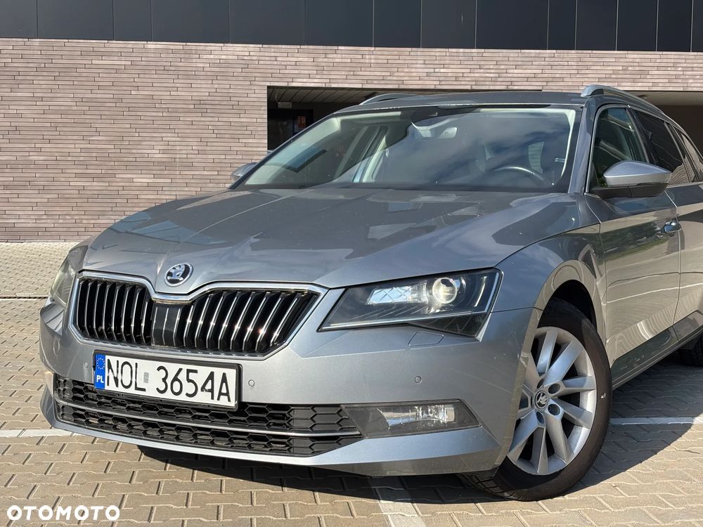 Skoda Superb 2.0 TDI Style DSG - 2