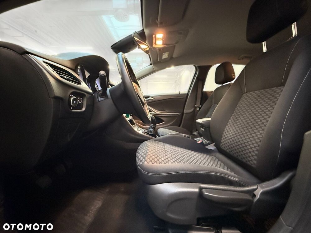 Opel Astra 1.2 T Edition S&S - 20