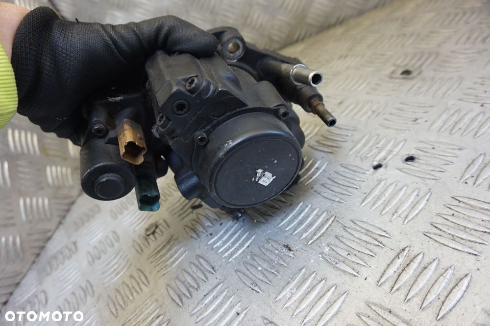 POMPA WTRYSKOWA KUGA I MK1 2.0 TDCI  FORD 2008-2013 - 5