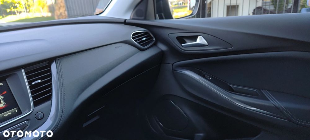 Opel Grandland X - 11