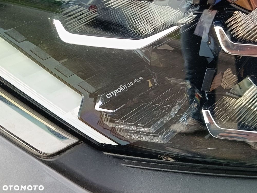 Citroën C4 1.2 PureTech Shine S&S - 11