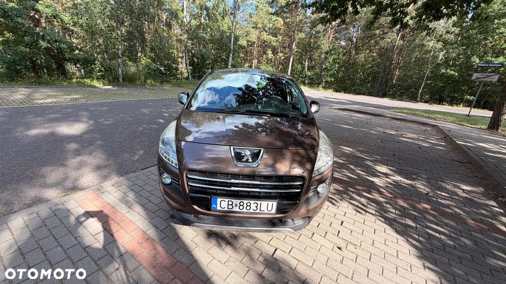 Peugeot 3008 Hybrid4 - 7