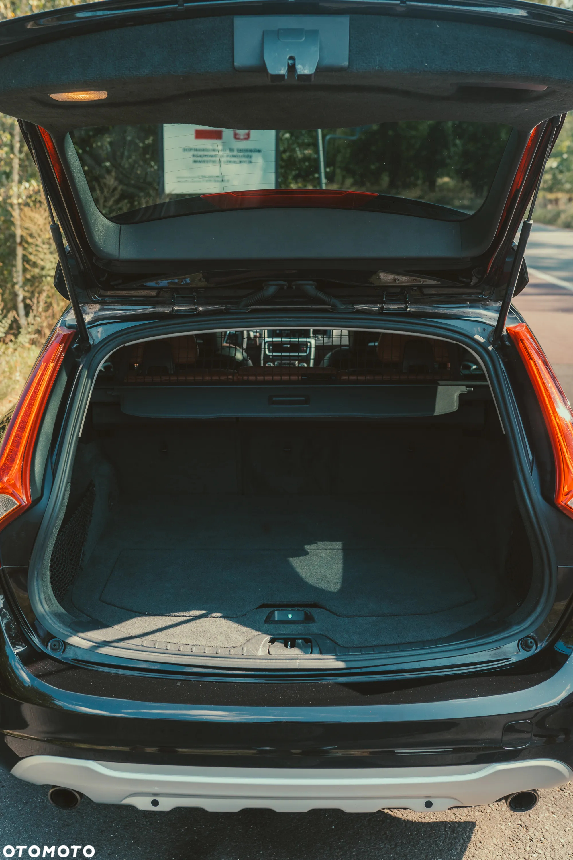 Volvo V60 T6 AWD Geartronic Summum - 14