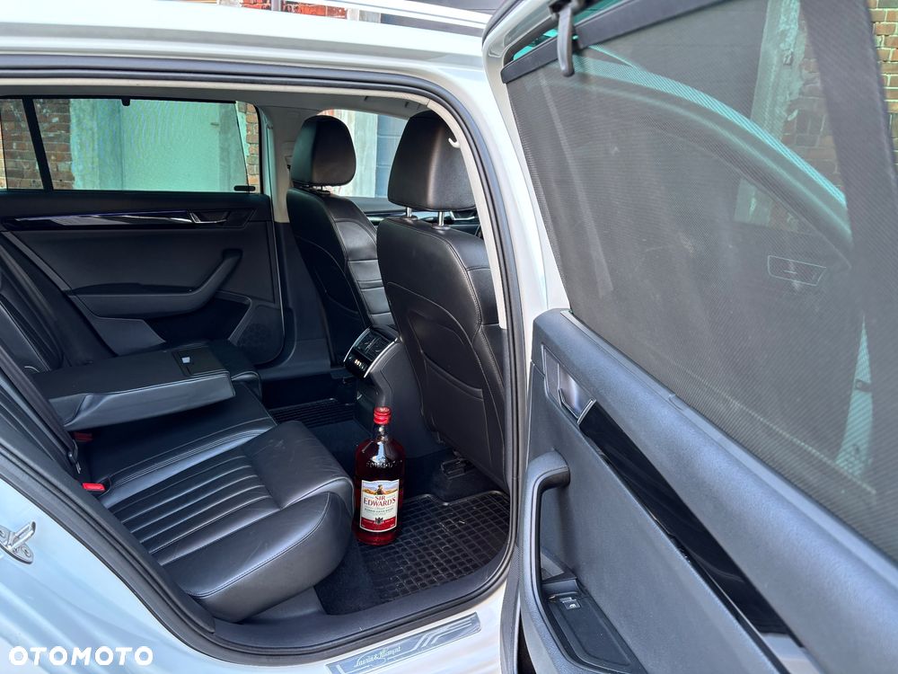 Skoda Superb 2.0 TDI SCR L&K DSG - 13