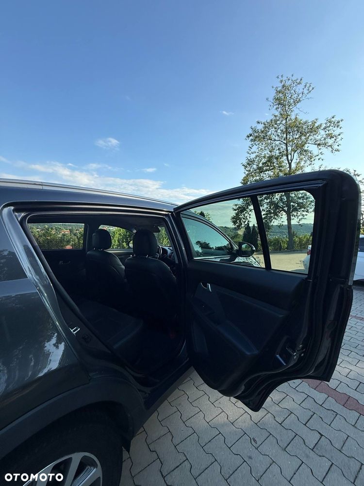 Kia Sportage 1.6 GDI 2WD ISG Dream-Team Edition - 23