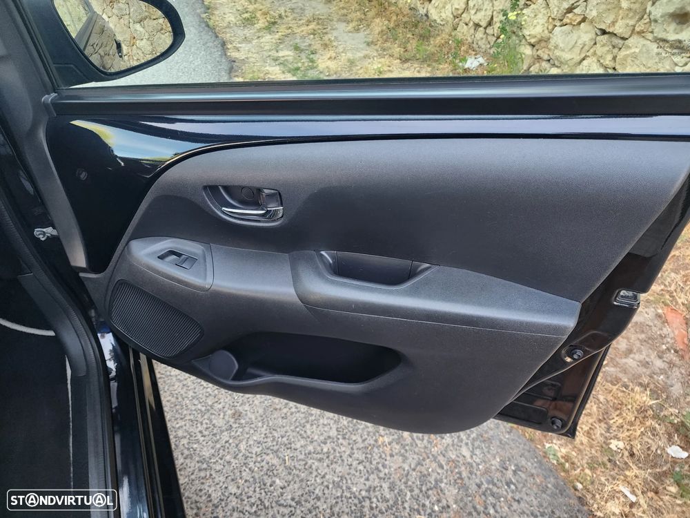 Toyota Aygo 1.0 X-Play+AC+X-Touch - 12