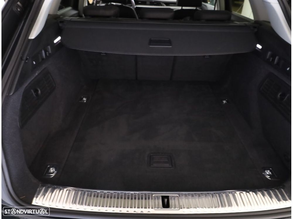 Audi Q8 e-Tron 55 quattro Advanced - 26