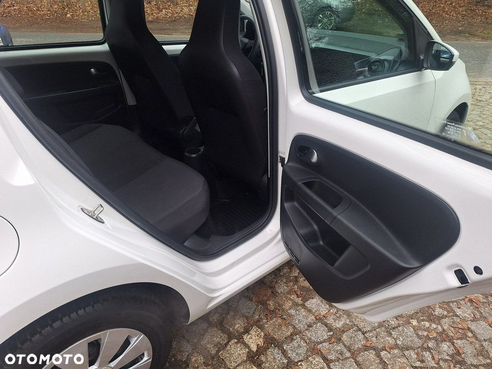 Volkswagen up! 1.0 White Style - 18