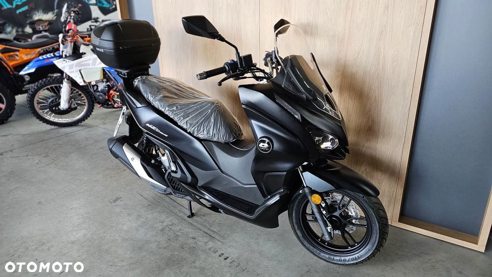 QJMOTOR MTX 125 - 3