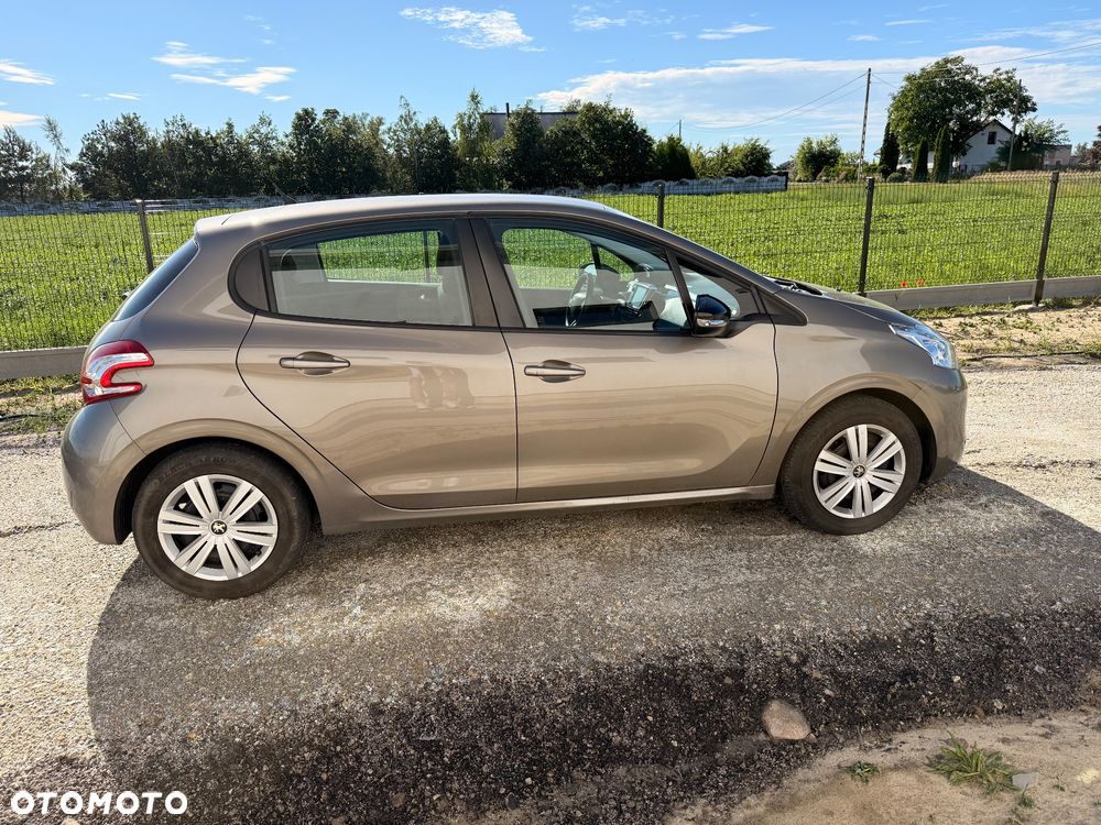 Peugeot 208 1.2 PureTech Style - 7