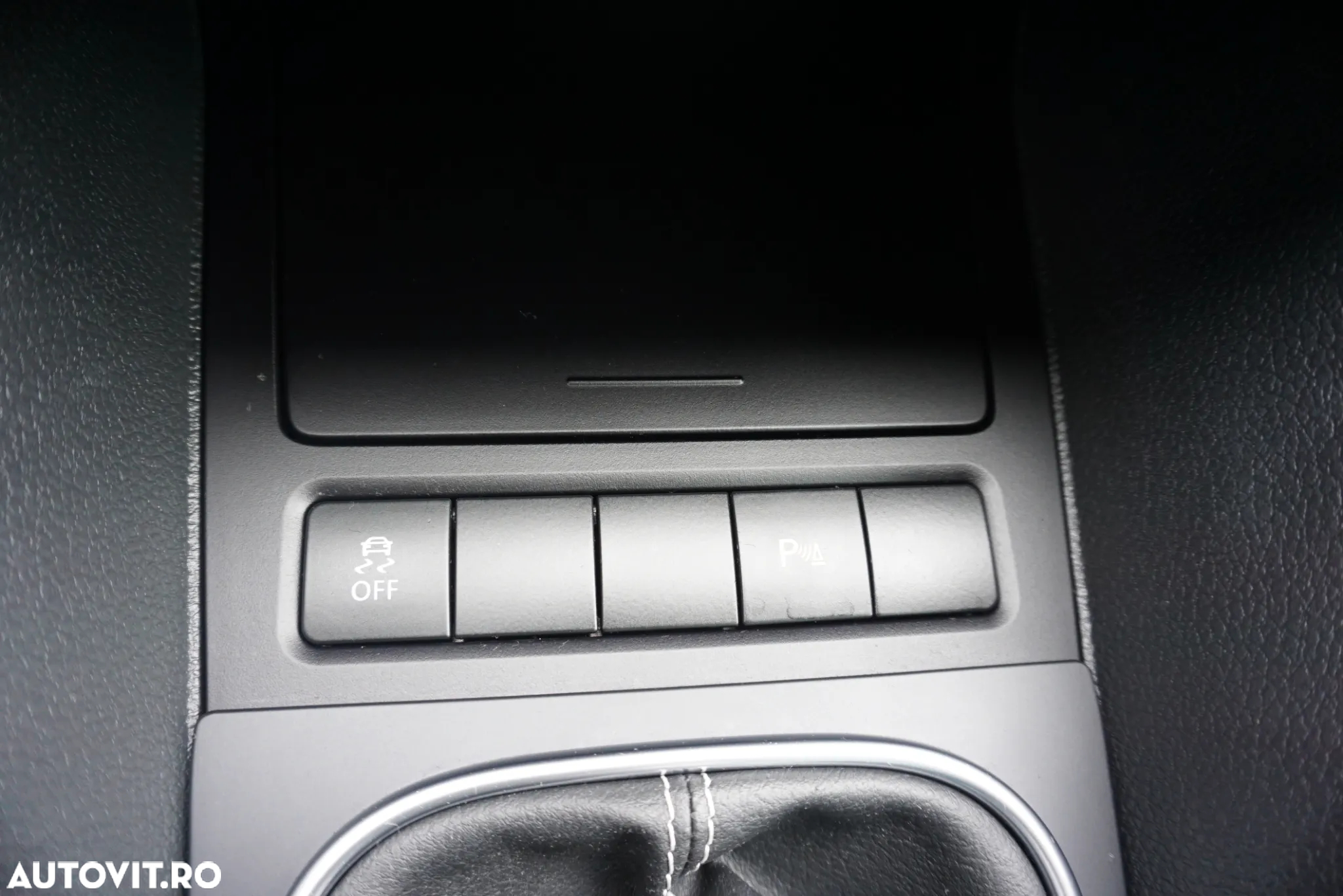 Volkswagen Golf 1.2 TSI BlueMotion Technology MATCH - 26
