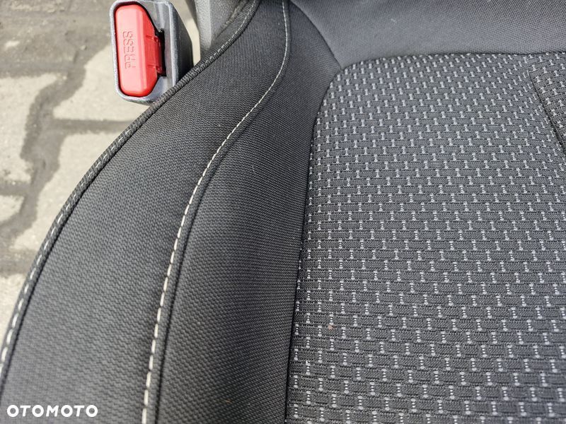 RENAULT KADJAR FOTEL KIEROWCY LEWY PRZÓD PRZEDNI UK - 3