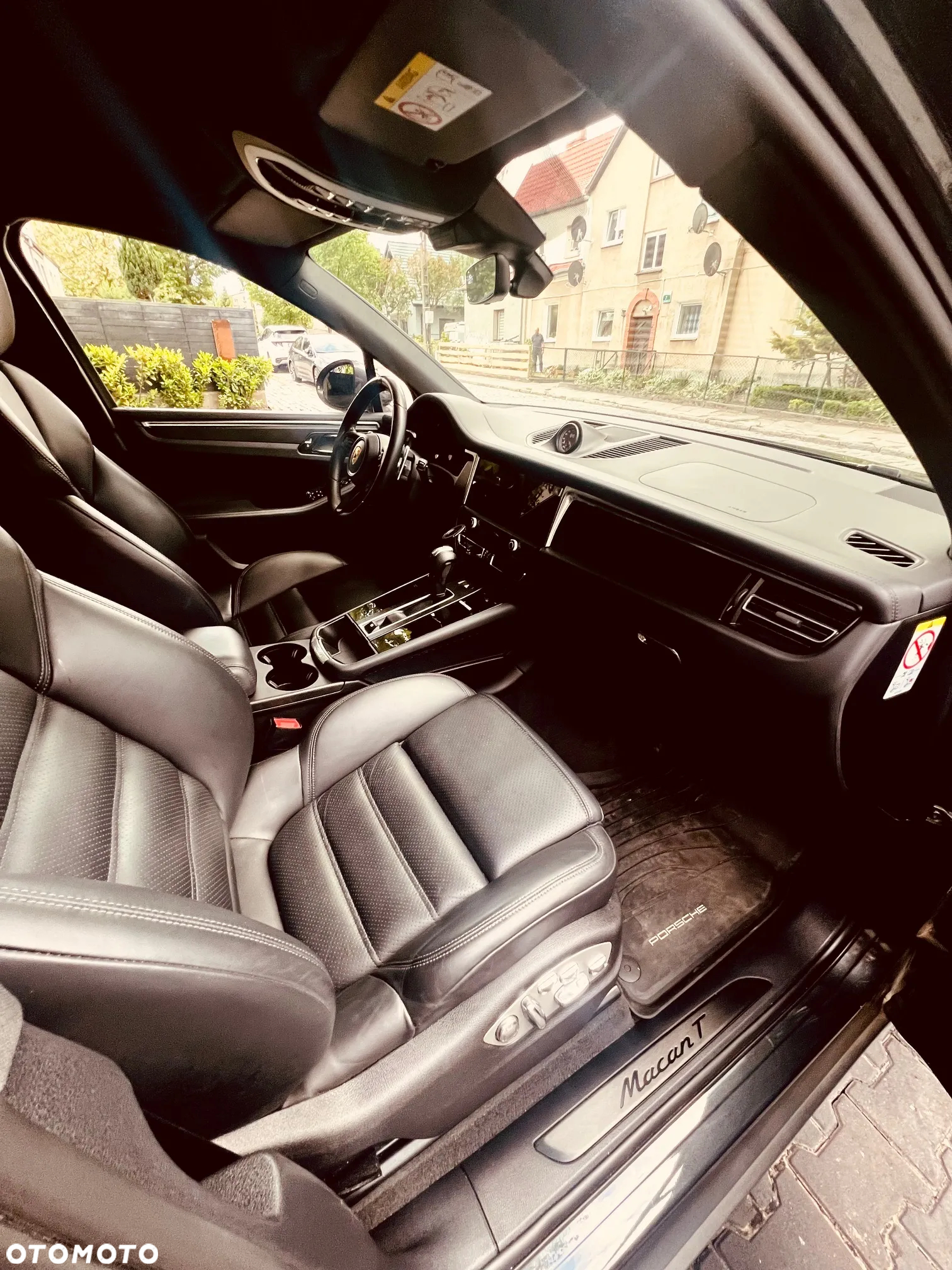Porsche Macan T - 4