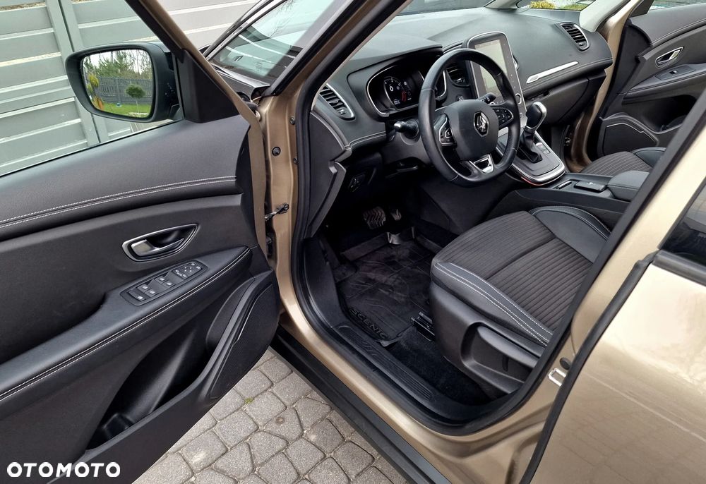 Renault Scenic - 25