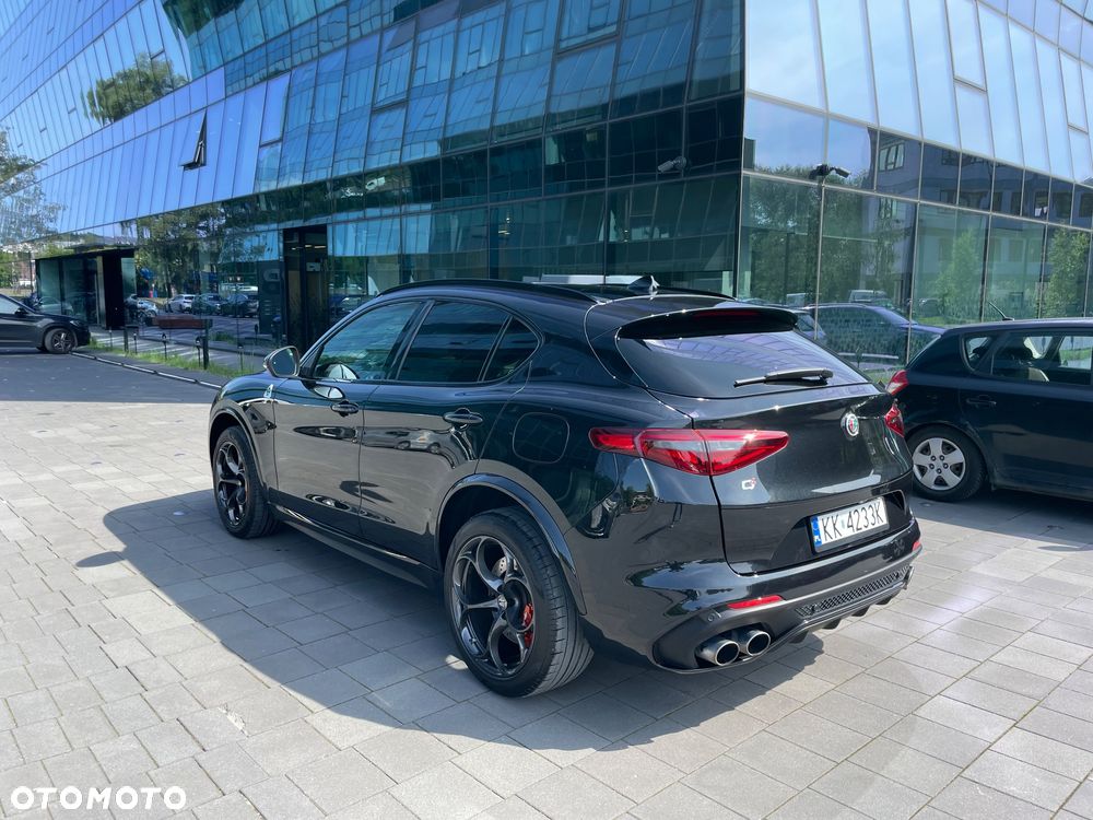 Alfa Romeo Stelvio V6 2.9 Bi-Turbo AT8-Q4 Quadrifoglio - 9