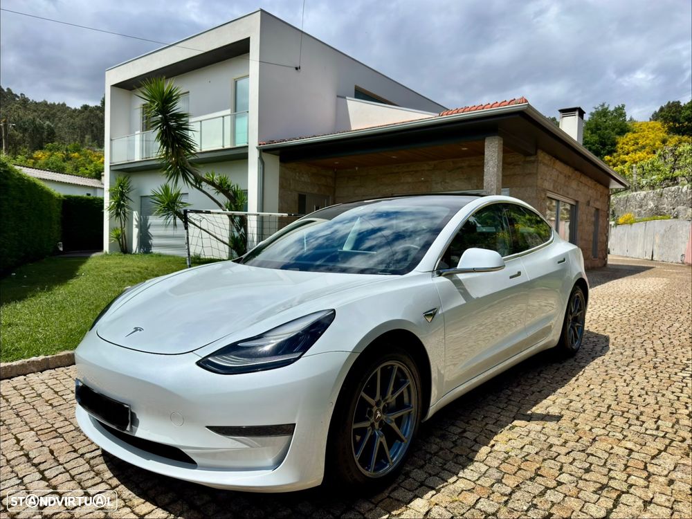 Tesla Model 3 Long Range AWD Dual Motor - 1