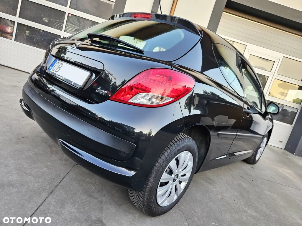 Peugeot 207 - 7