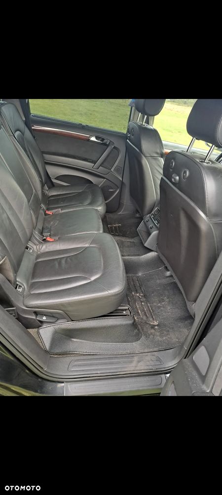Audi Q7 - 7