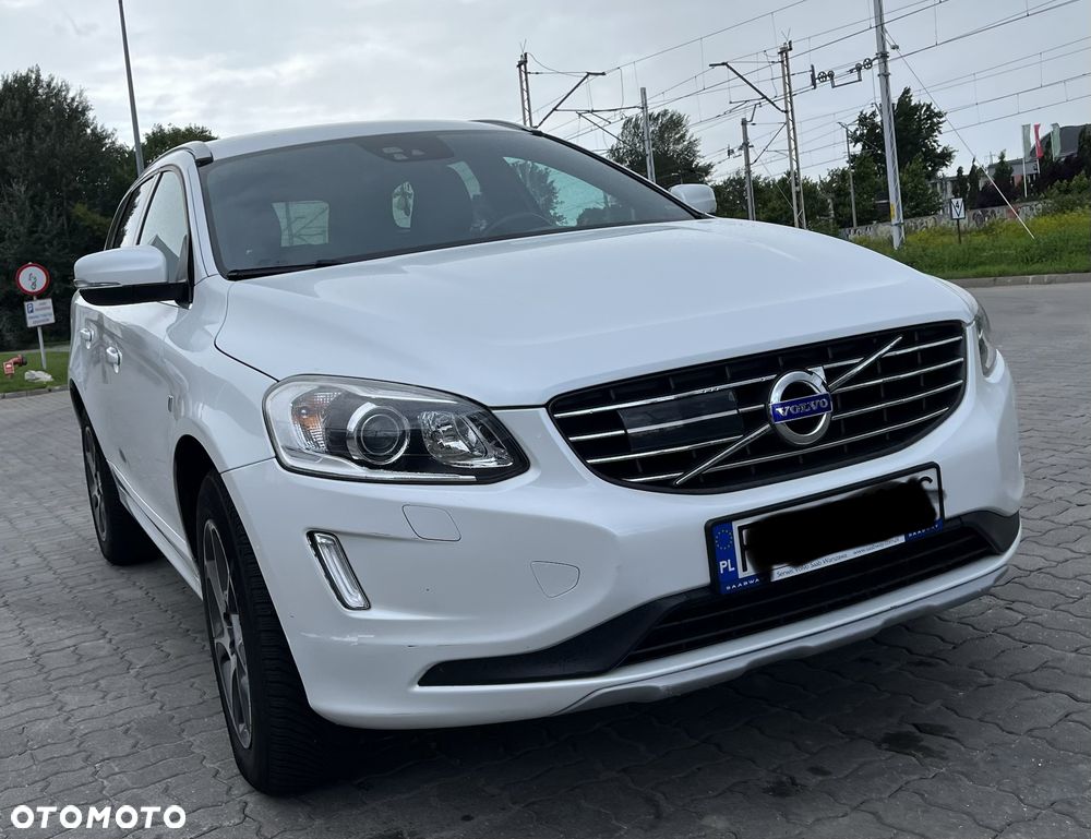 Volvo XC 60 D4 Drive-E Ocean Race - 4