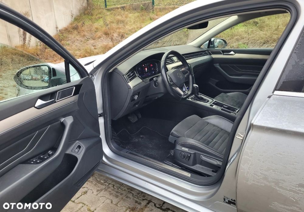 Volkswagen Passat 2.0 TSI Elegance DSG - 16