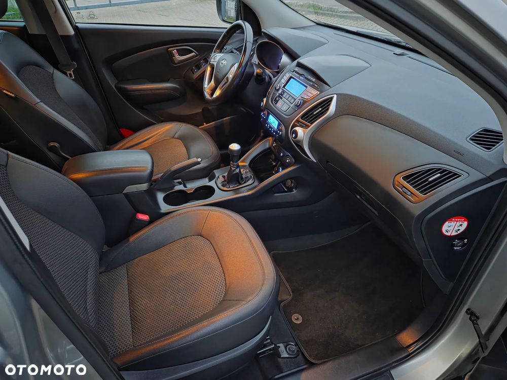 Hyundai ix35 2.0 4WD Premium - 29
